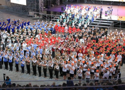 Фестиваль детских духовых оркестров России " Серебряные трубы Черноморья " открывается в Артеке
