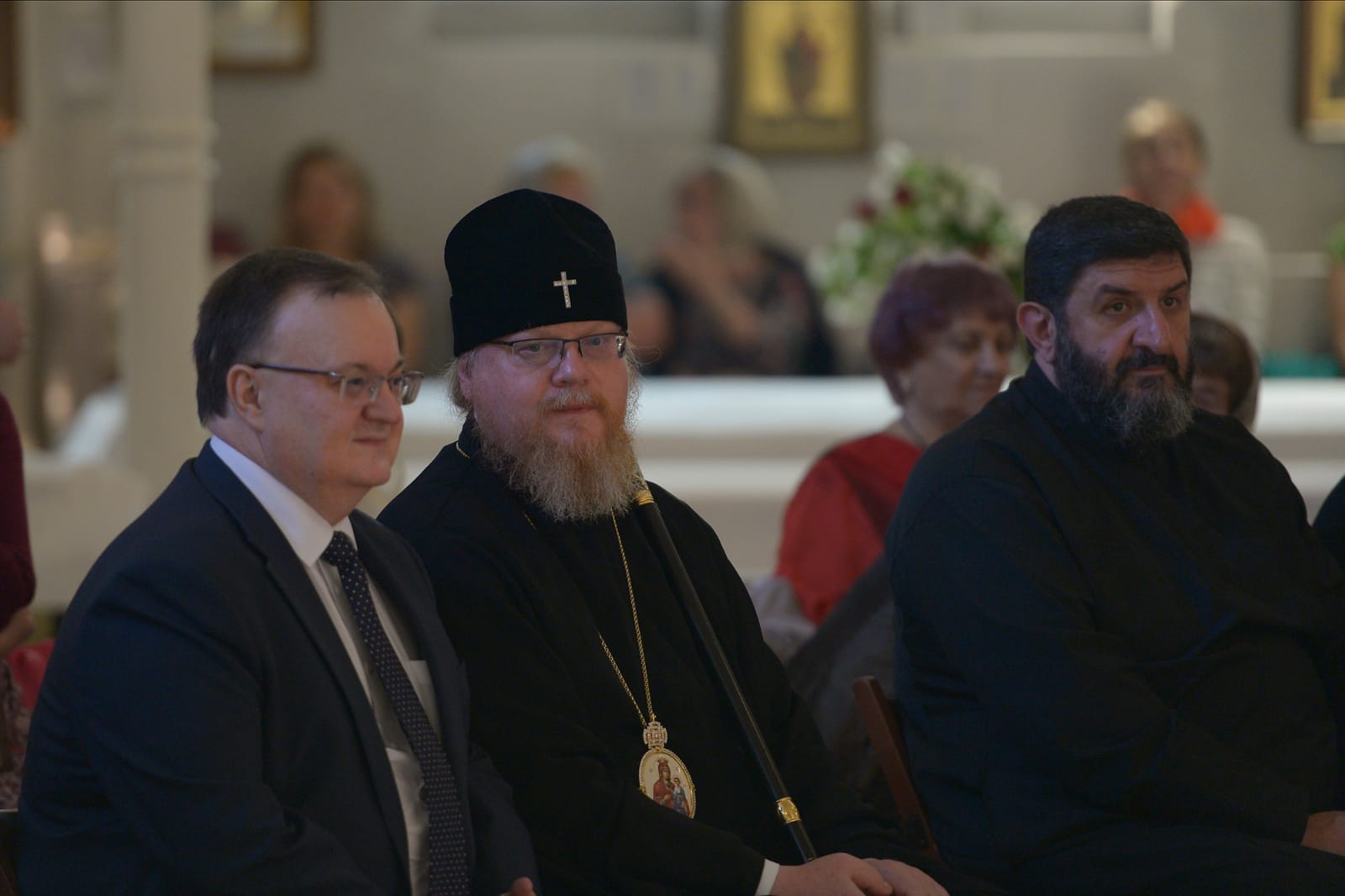 Гастроли Московского Синодального хора по Европе завершились соборным исполнением " Стабат Матер " мит