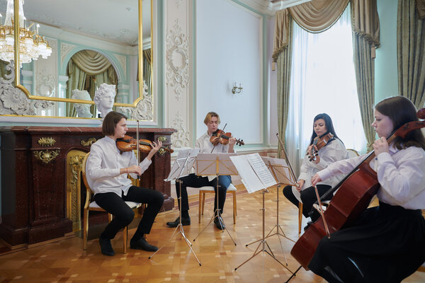 Всероссийский конкурс искусств. Школы искусств Российской Федерации картинки. Проект Минкультуры России детские школы искусств достояние России.