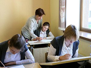 Понятие " образовательная услуга " уберут из закона " об образовании в РФ "