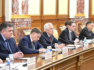 Народные избранники фракции " Единая Россия " встретились с Председателем Правительства Российской Федерации